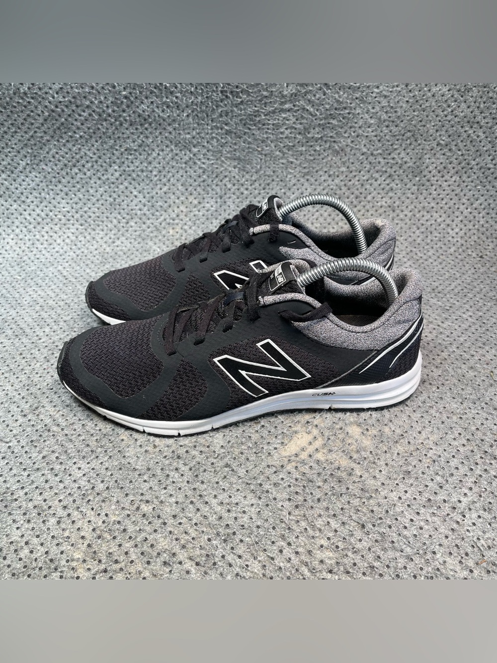 New Balance 635 v2 ComfortRide Shoes Size 9.5 Women’s